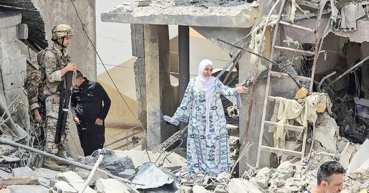 Israeli Strikes on Southern Lebanon and Humanitarian Crisis