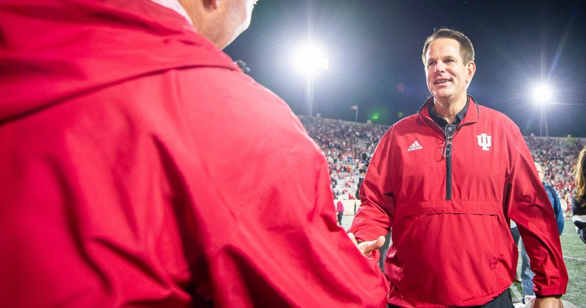 Trainer unterstützt Hoover nach Dykes' Kritik