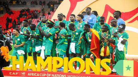 منتخب السنغال يتحدى كاف بسحب لقب كأس الأمم الإفريقية