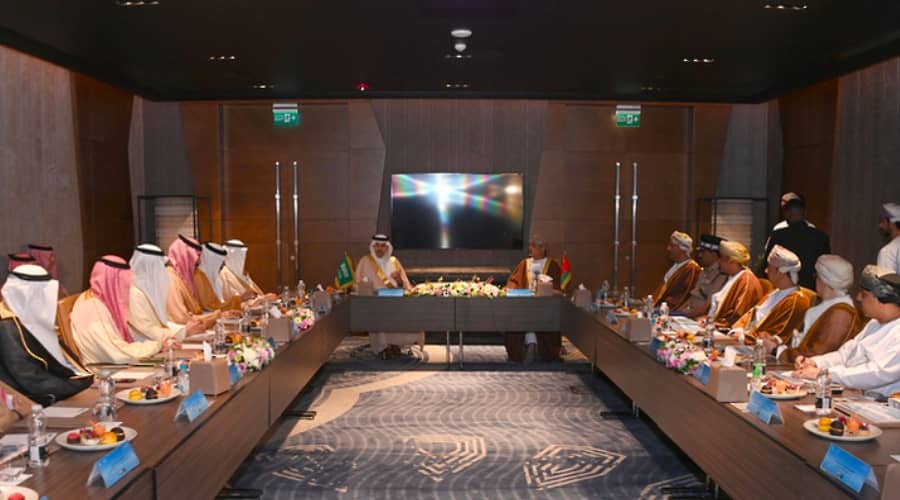 مذكرة تفاهم لتعزيز الربط اللوجستي بين السعودية وعمان