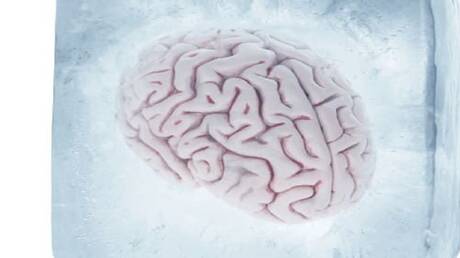 ابتكار كيميائي صيني يعيد أنسجة الدماغ للحياة