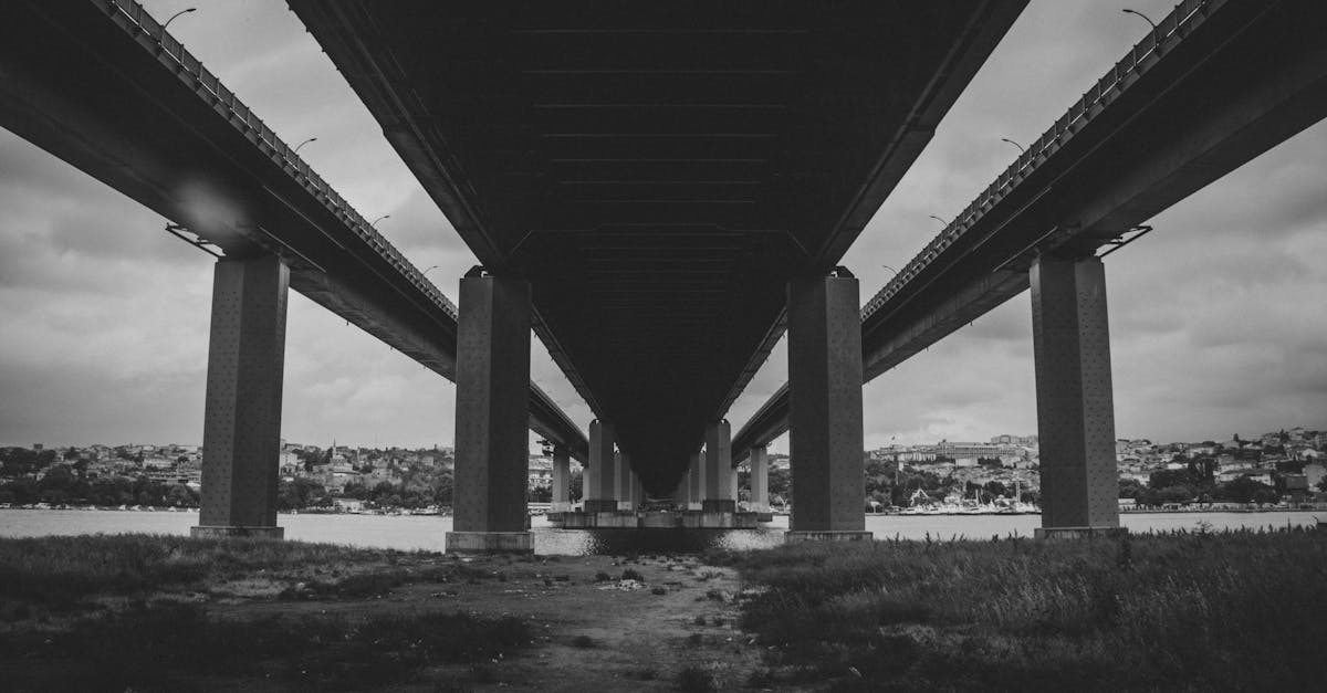 Trump kündigt Zerstörung der Brücke B1 und deren Auswirkungen