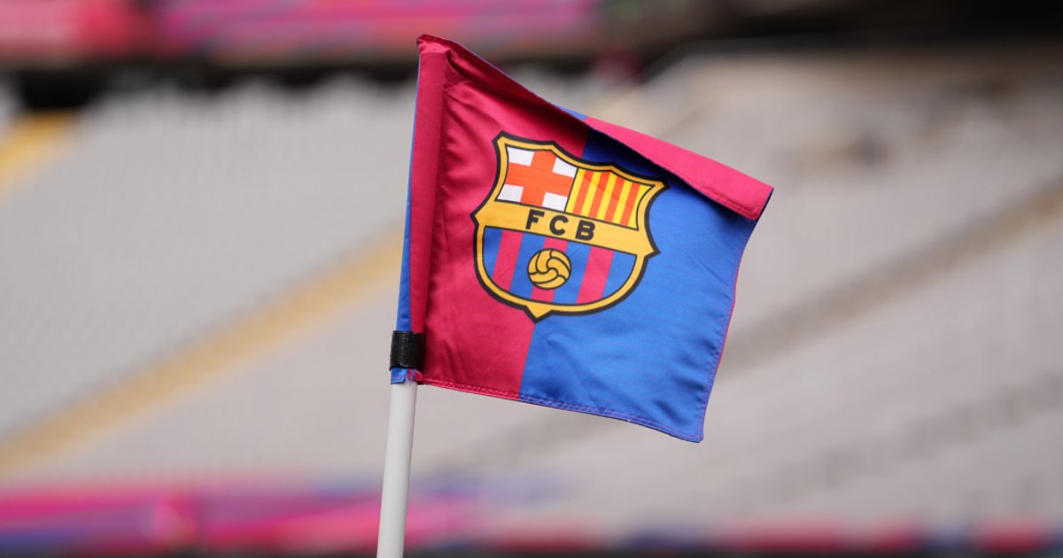 Roma establece condición para vender defensa a Barcelona