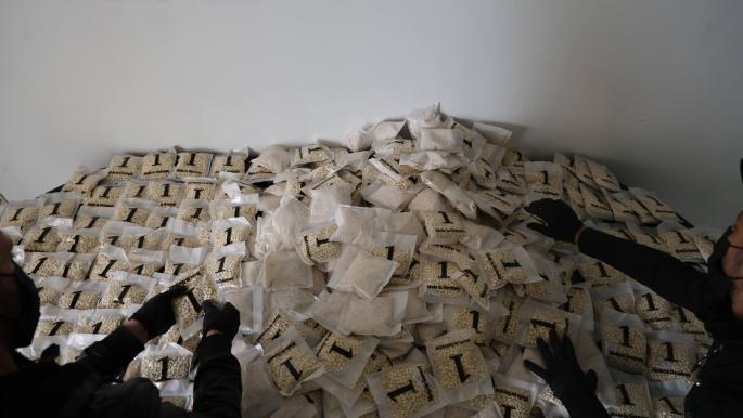 تفكيك شبكات تهريب المخدرات بين سورية والعراق