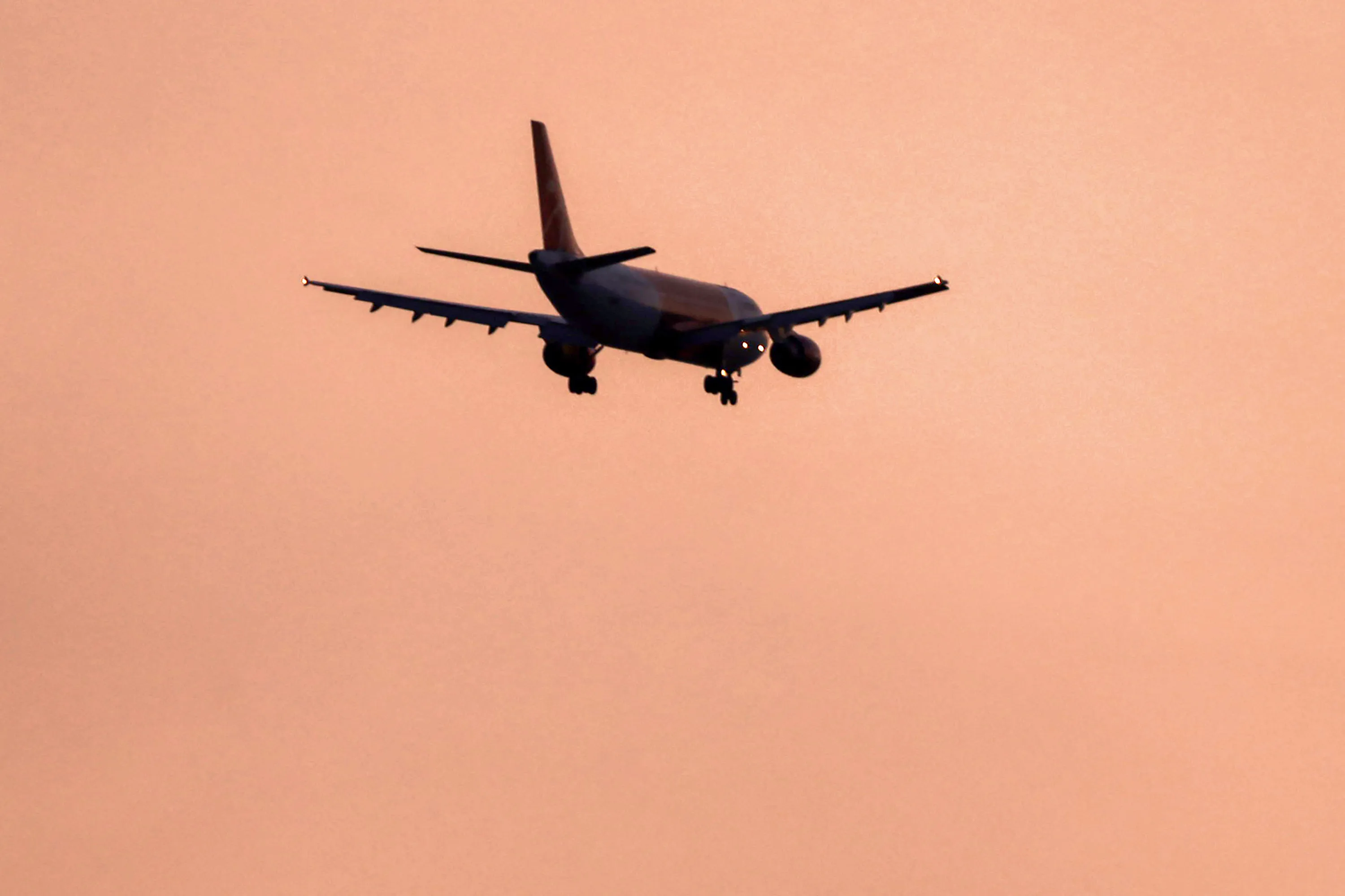 Verurteilung iranischer Angriffe auf die Zivilluftfahrt