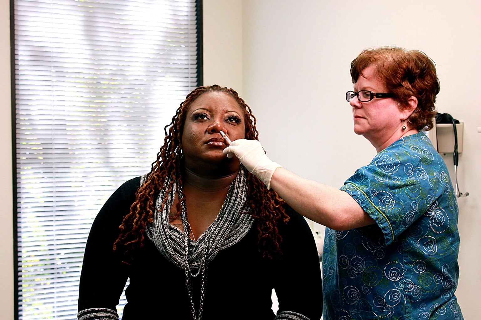 تطعيم ذوي الأمراض المزمنة ضد الإنفلونزا الموسمية