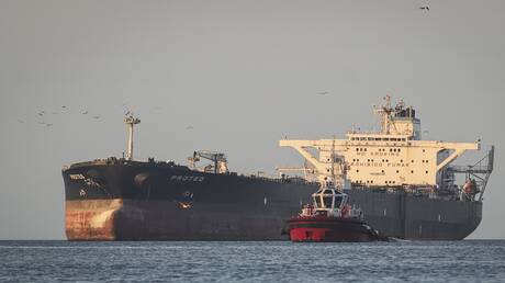 إعفاء خاص للعراق يسمح بعبور شحنات النفط عبر هرمز