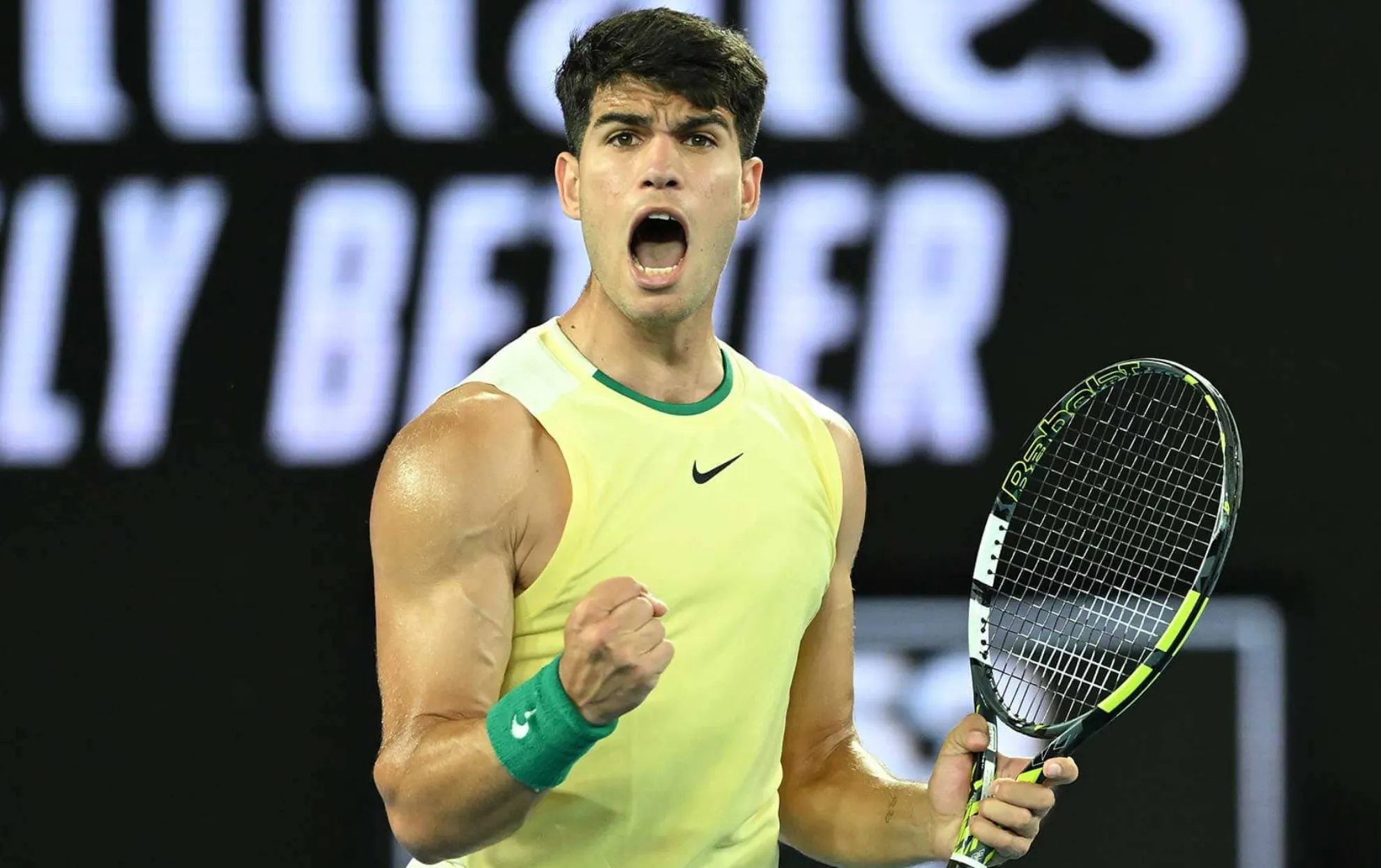 ألكاراز يبدأ مشواره في مونت كارلو بفوز ساحق