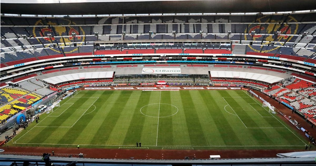 Rückkehr der Fans ins Estadio Azteca vor der WM