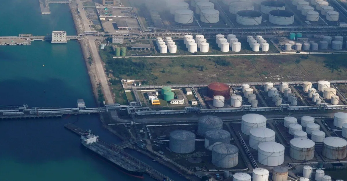 واشنطن تستهدف المصافي الصينية في إطار عقوبات إيران