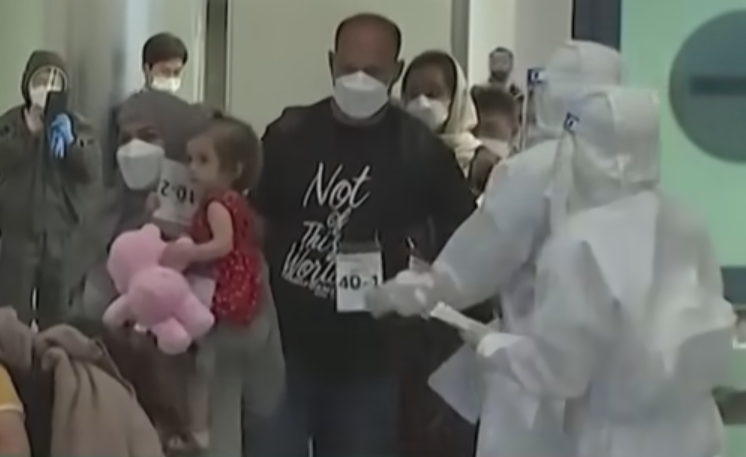 الهلال الأحمر الإماراتي يدعم اللاجئين الأفغان بمستشفى جديد