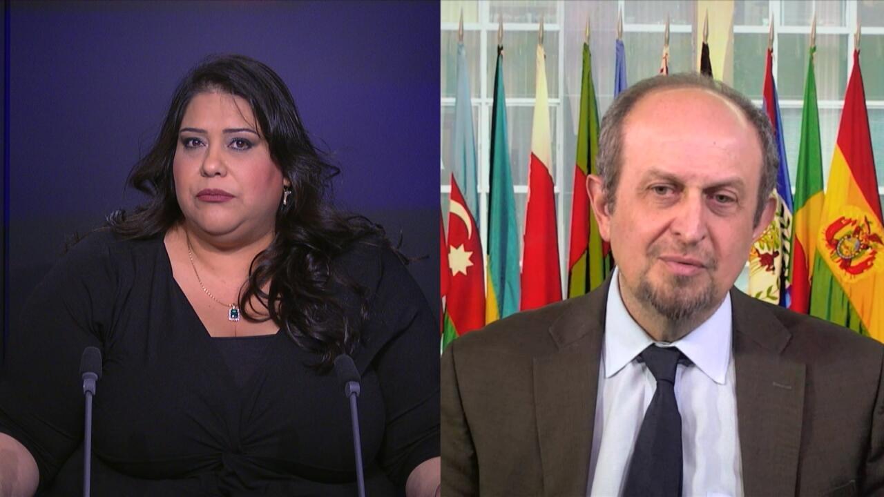 عمرو سلامة يسأل عن خراب الشرق الأوسط وحل القضية الفلسطينية