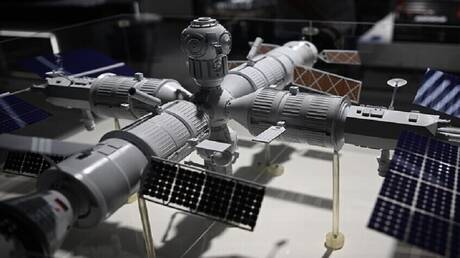 روسيا تطور جهاز محاكاة لتدريب رواد الفضاء