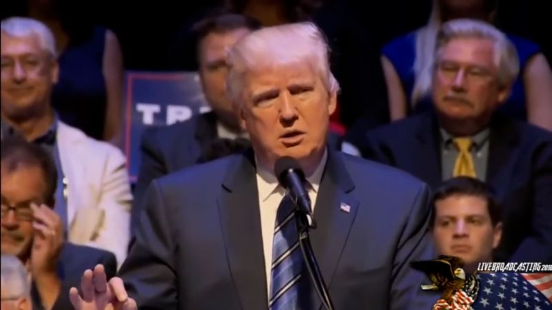 Macron critique Trump pour ses propos inappropriés