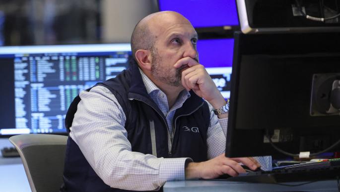 ارتفاع أسعار الذهب والأسهم مع تراجع الدولار