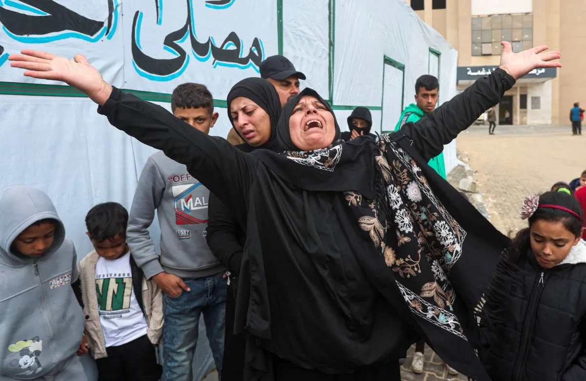 Israeli Airstrikes Kill Six Palestinians in Gaza