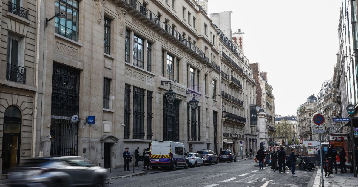 Arrests in Attempted Bombing of Bank of America in Paris
