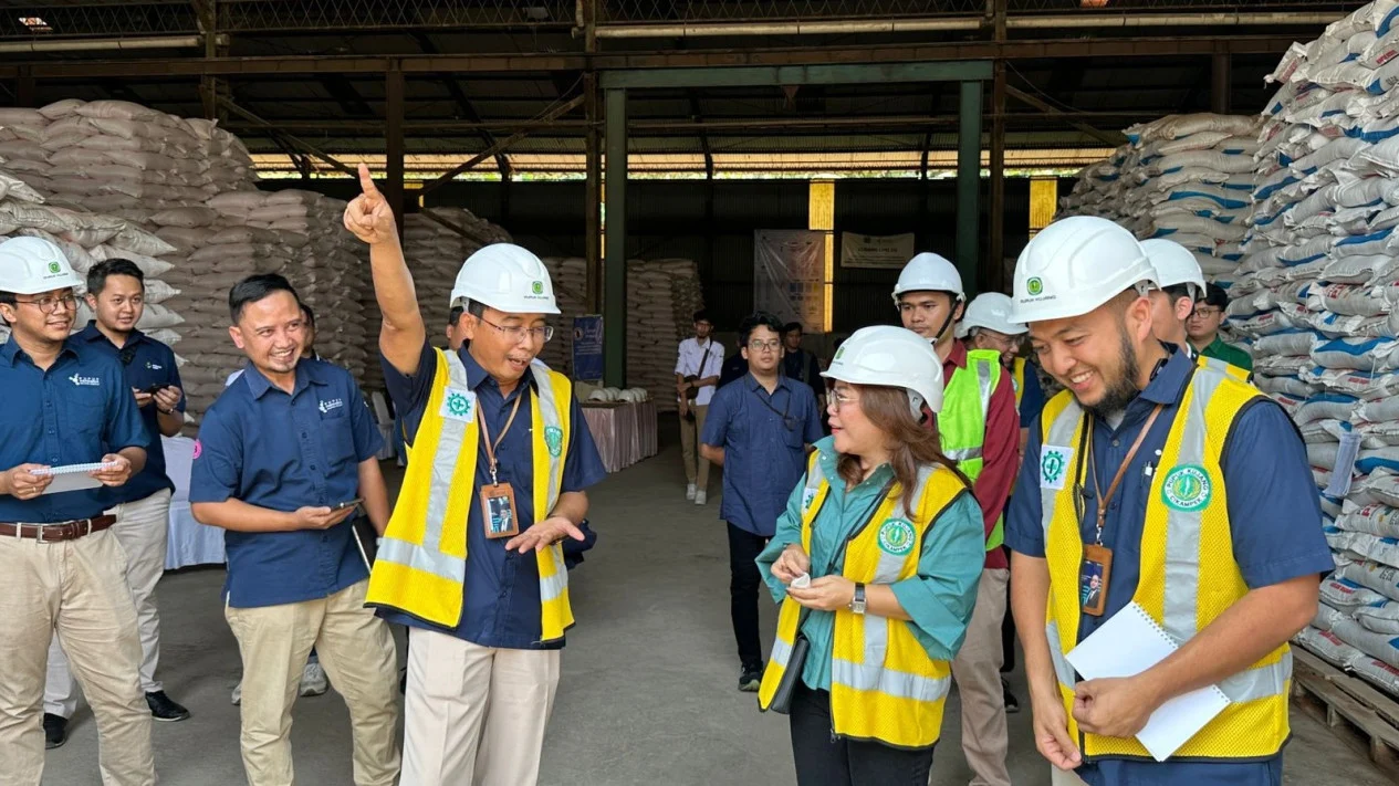 توفير الأسمدة المدعومة في جاوة الغربية خلال موسم الزراعة