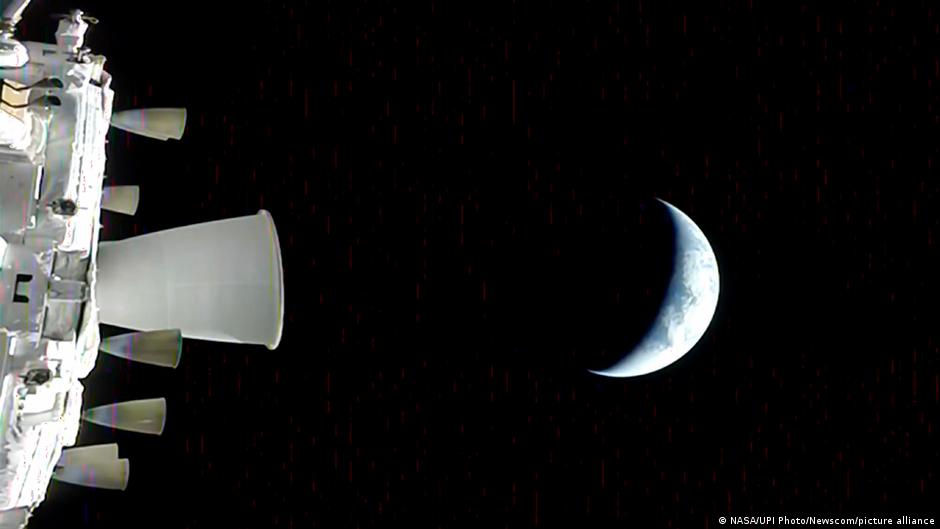 رحلة Artemis II نحو القمر