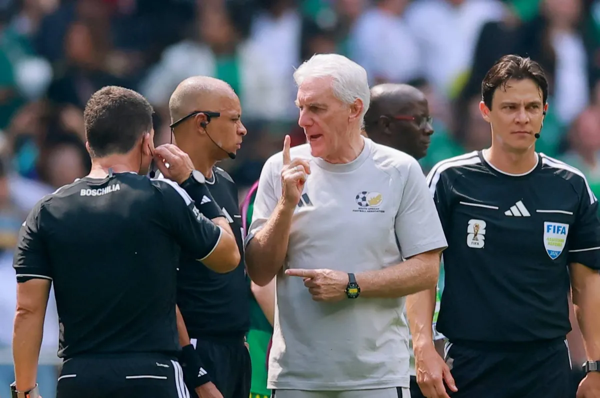 جنوب أفريقيا تواجه المكسيك في كأس العالم