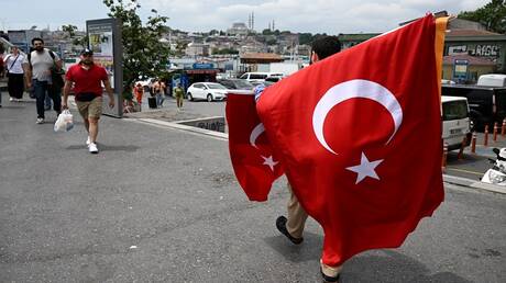 Unterbrechung der Schifffahrt im Bosporus