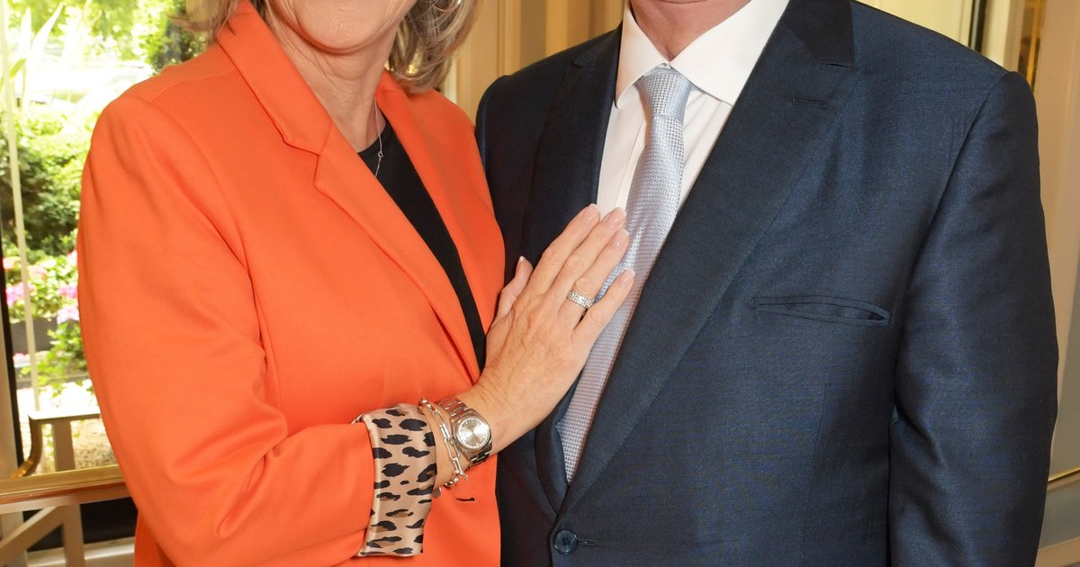 اجتماع السرحان مع الشديفات والمحارمة للمخالصة المالية