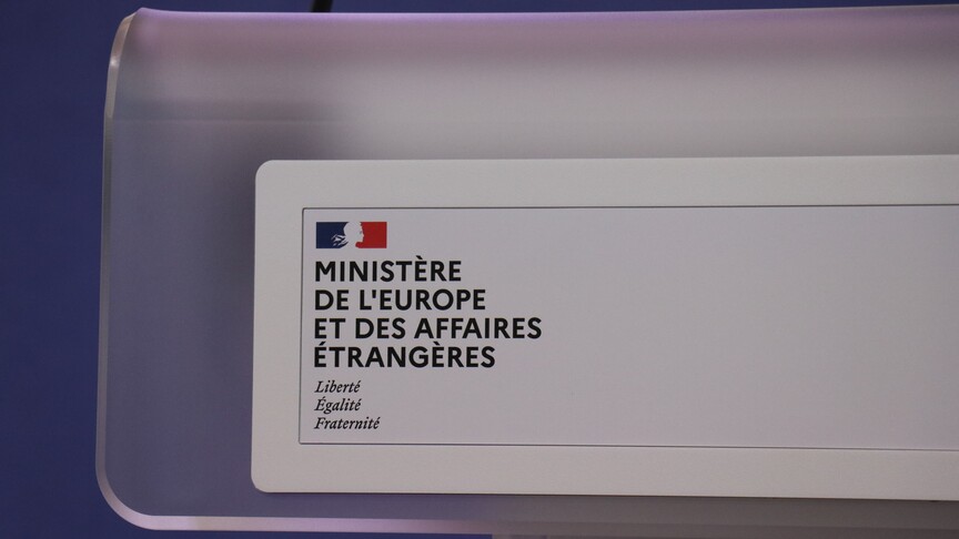 فرنسا تؤكد على عدم امتلاك إيران سلاحاً نووياً