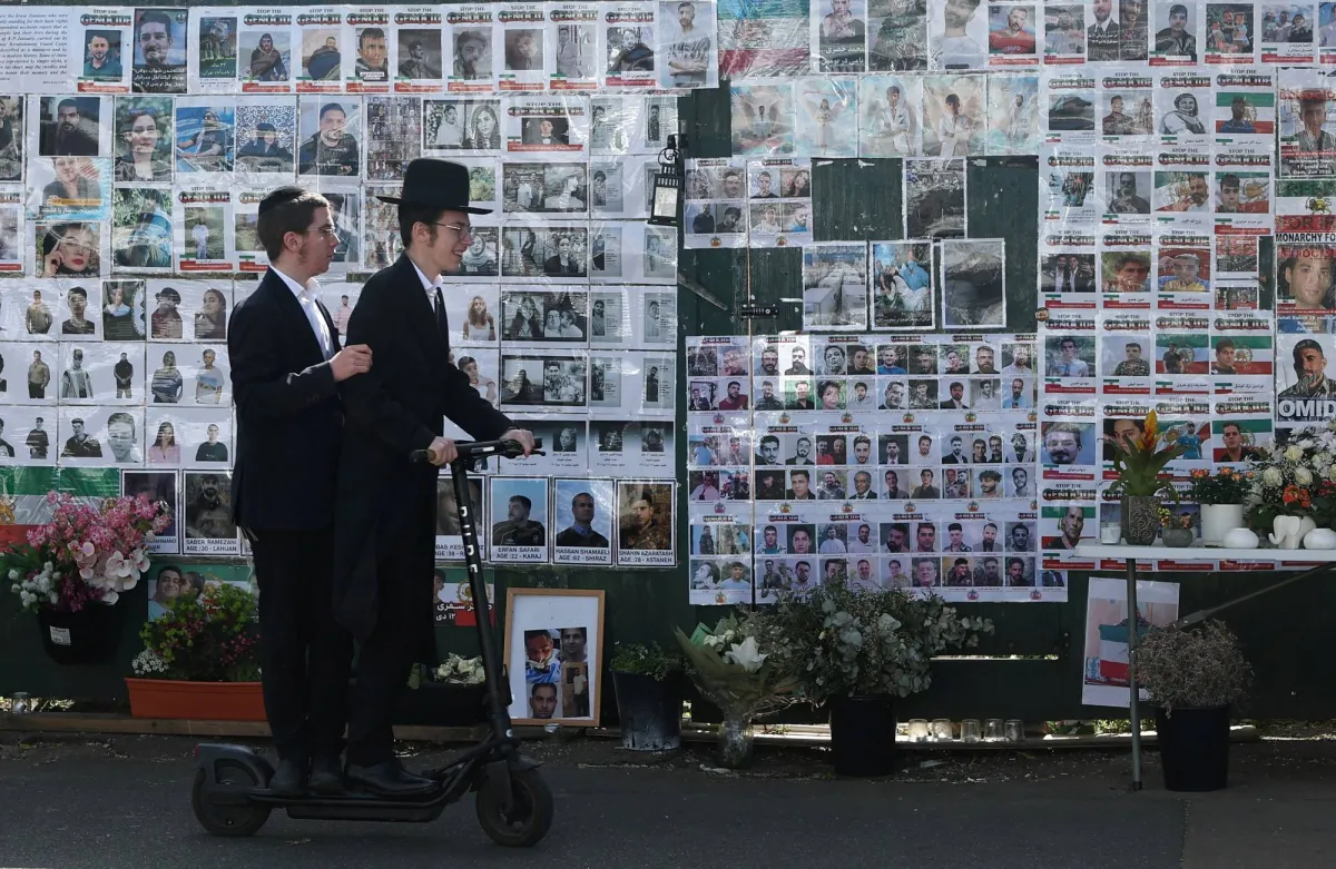 القبض على رجل بعد طعن شخصين في غولدرز غرين بلندن