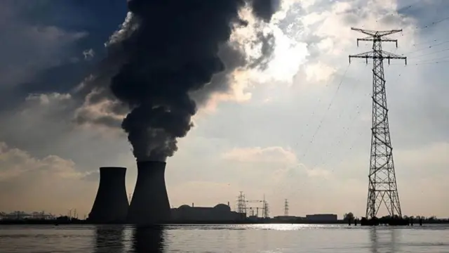 Macron on Nuclear Energy: Independence and Carbon Neutrality