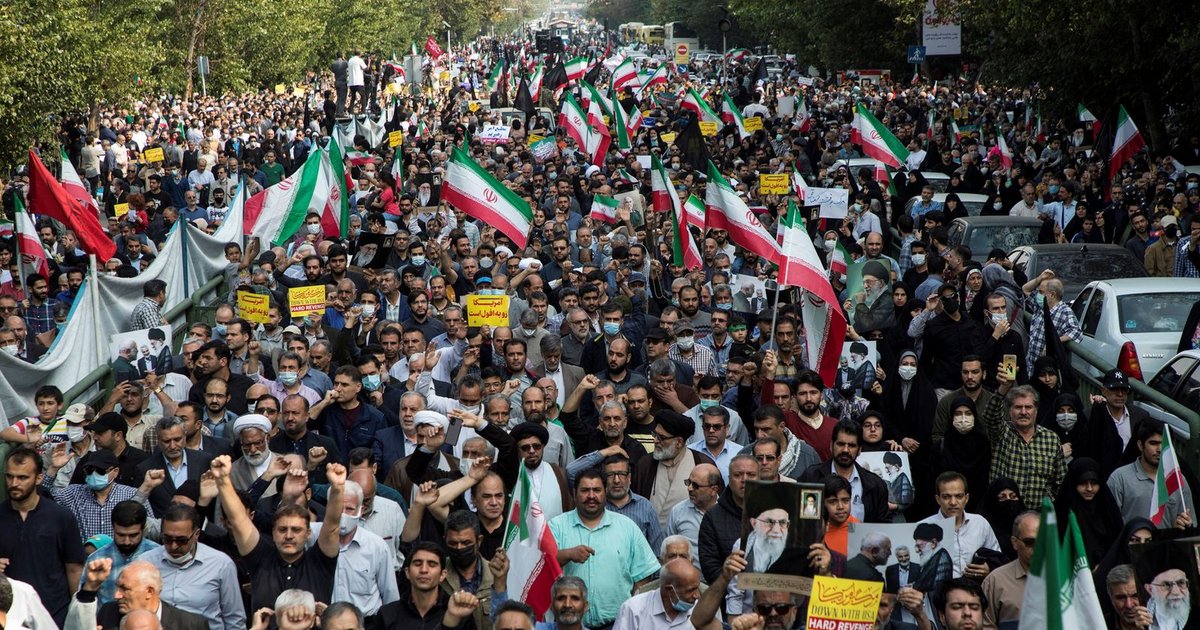 احتجاجات الحرس الثوري الإيراني وتأثيرها على المنطقة
