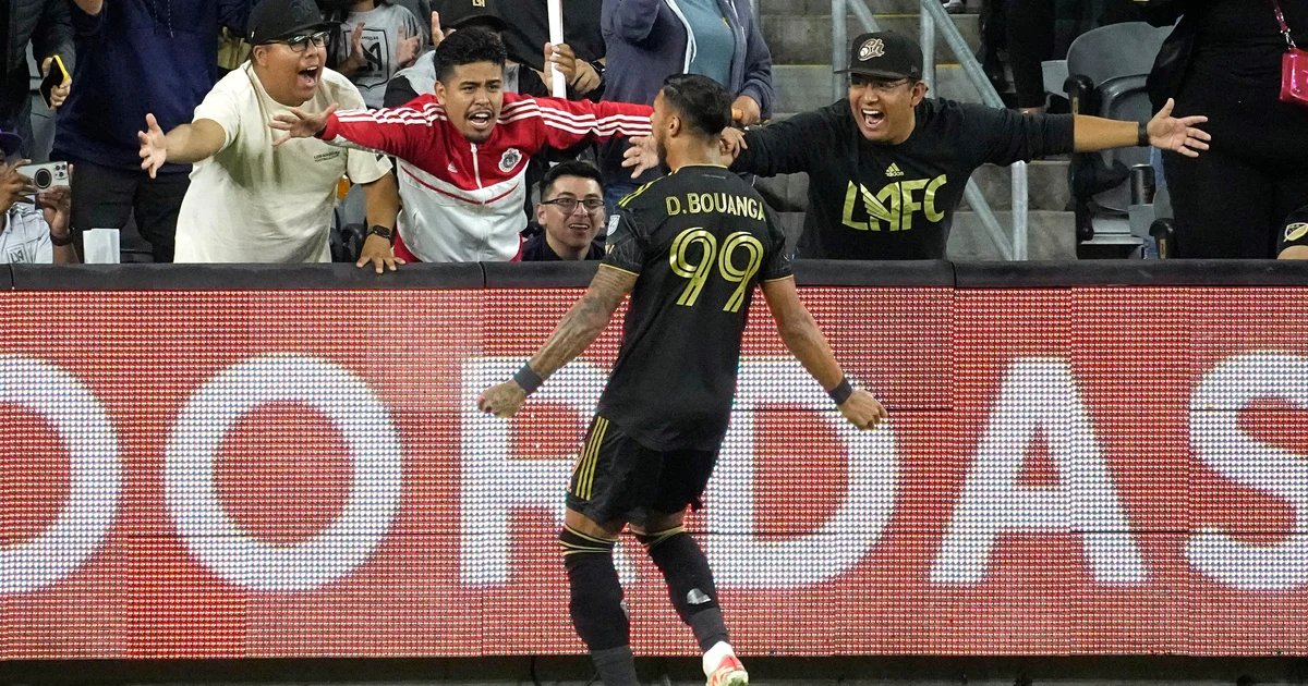 LAFC feiert 6-0 Sieg dank Bouangas Hattrick