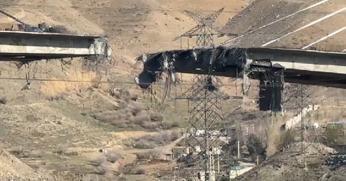 US-Israeli Attack on Bridge in Iran Raises Death Toll to 13