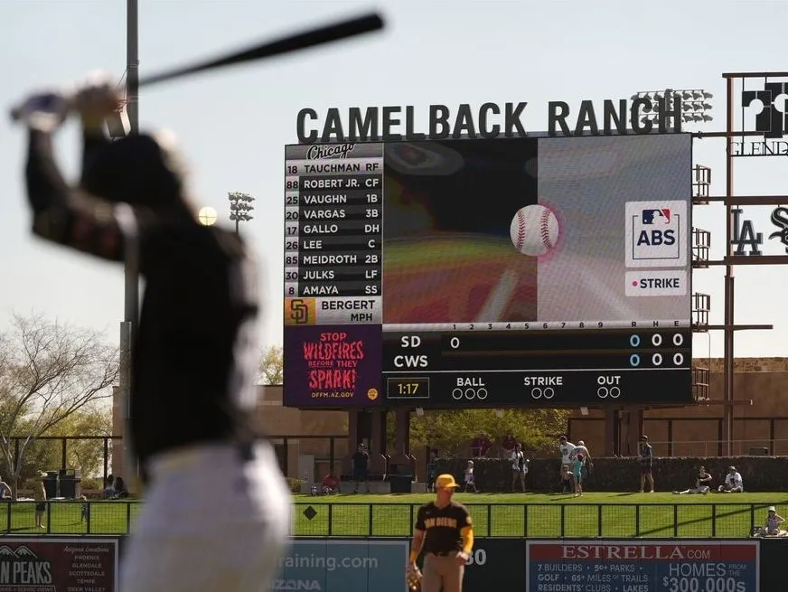 Automatisierte Schiedsrichtertechnologie im Baseball