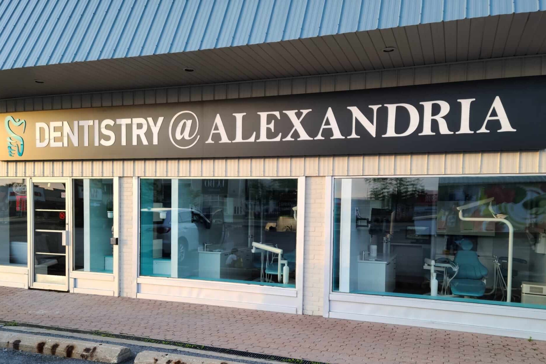 كلية طب الأسنان بالإسكندرية تحقق المركز الـ49 عالميًا