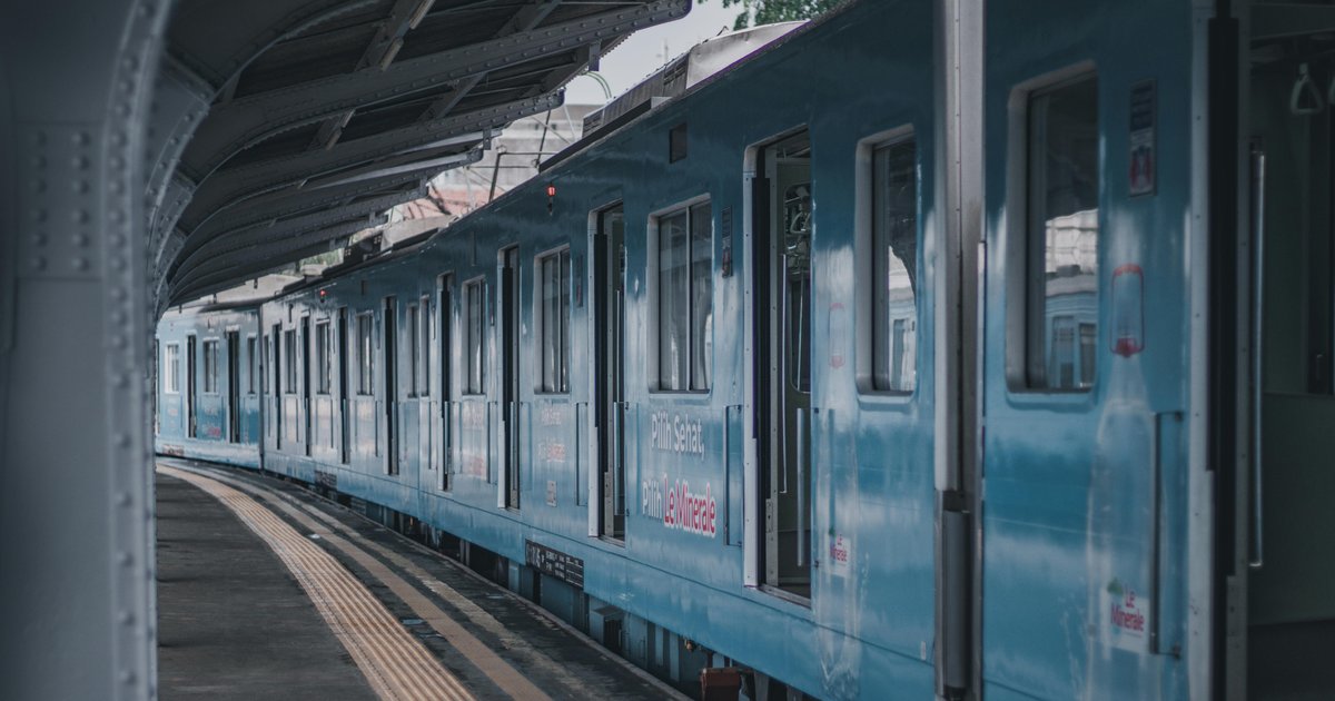 Reprise du trafic ferroviaire à Jember après un accident