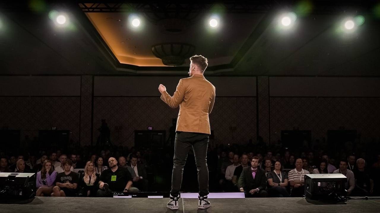 صندوق Dana IndonesiaRaya لدعم الثقافة والفنون في إندونيسيا