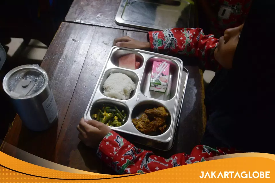 برنامج غذائي مجاني في إندونيسيا لتحسين الأمن الغذائي