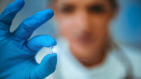 Dispositif sous-cutané pour médicaments VIH et diabète