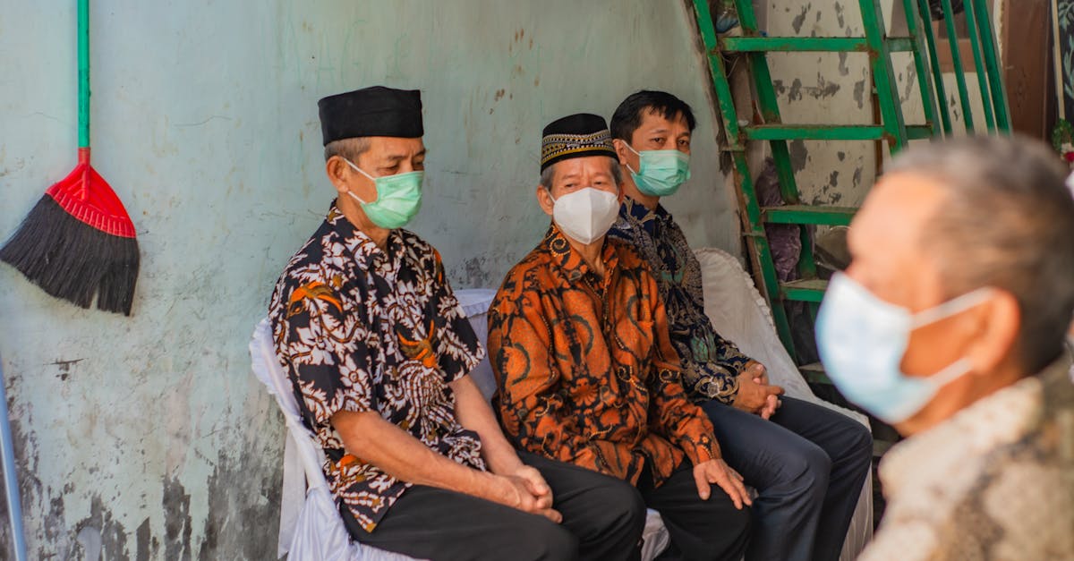 زيارة برابوو لمقام جده في إندونيسيا