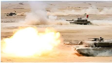 مناورات الجيش المصري بالذخيرة الحية قرب الحدود الإسرائيلية