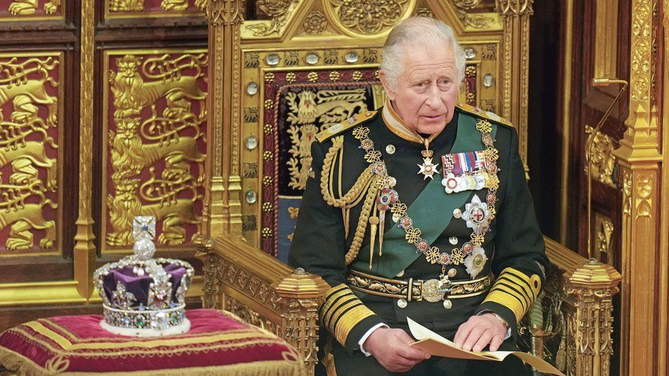 تجدد التوترات الأمريكية البريطانية وتأثيرها على العالم