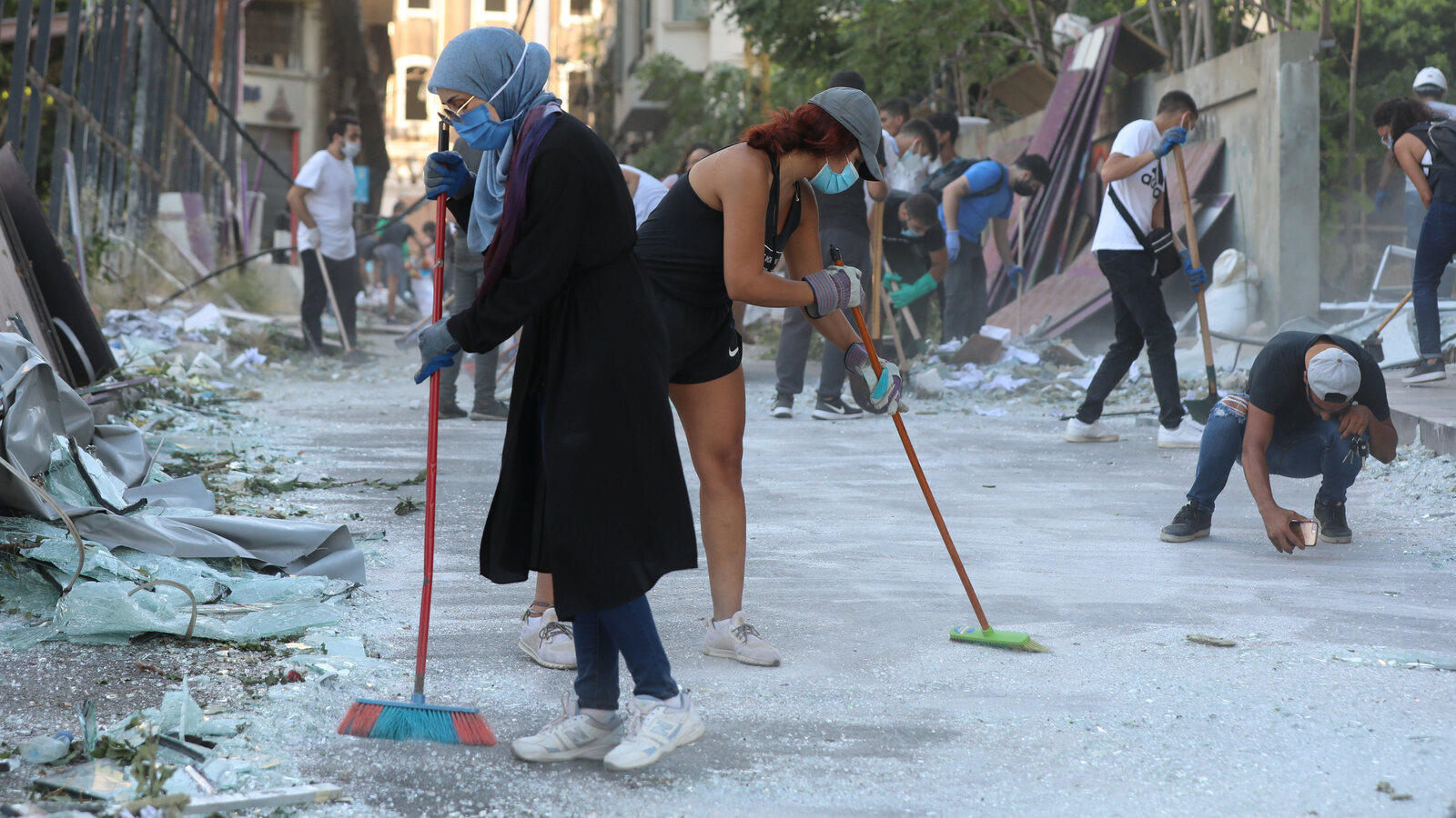 بيروت تعاني من دمار غير مسبوق بعد النزاع