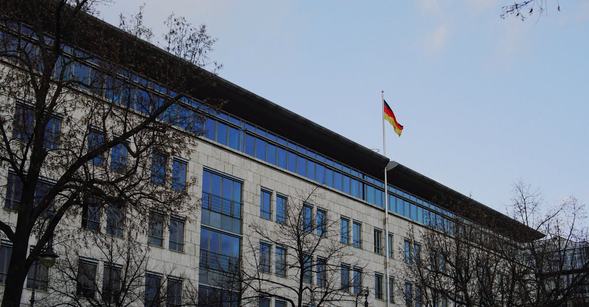 ترامب ينتقد المستشار الألماني بسبب إيران