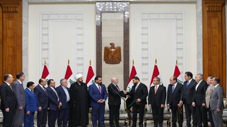 فوضى البرلمان العراقي أثناء التصويت على حكومة الزيدي