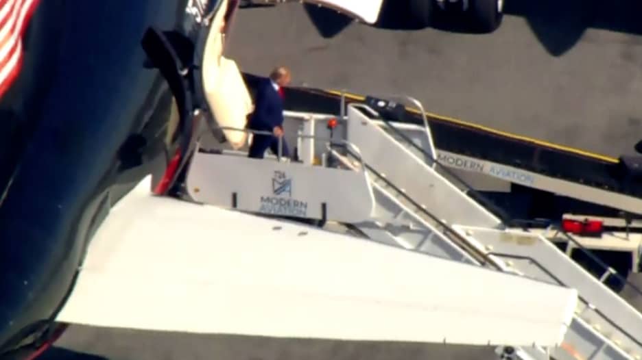 Cargos contra Trump antes de su comparecencia judicial