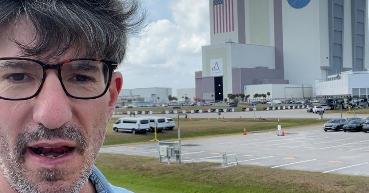 تجهيزات ناسا للصحفيين خلال إطلاق Artemis II