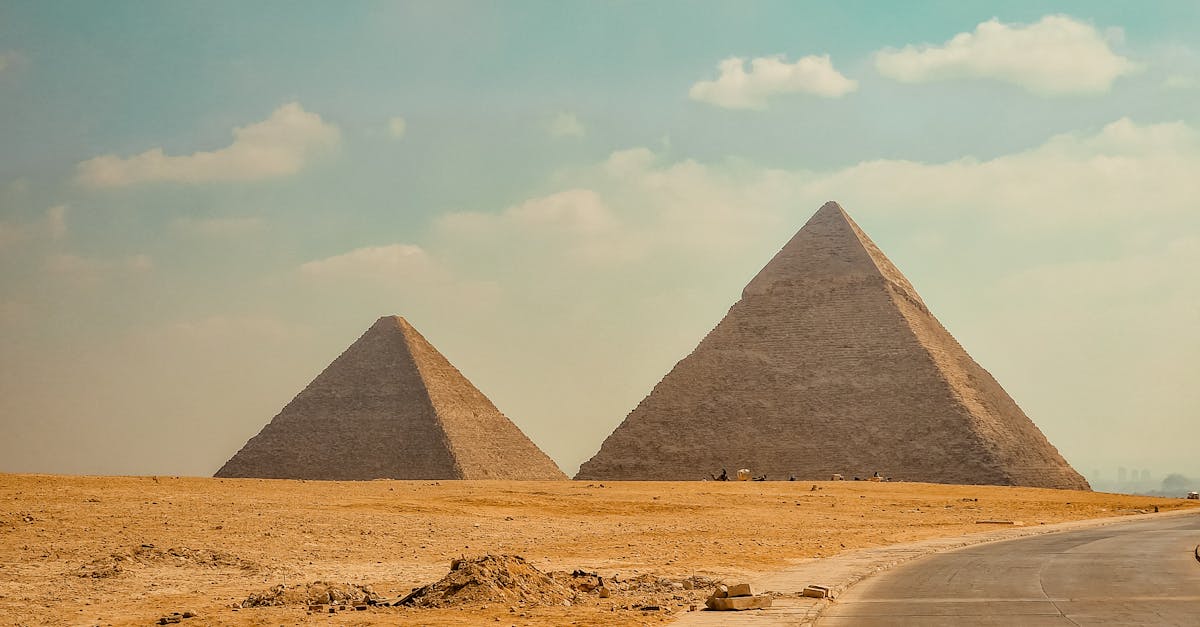 انتقاد عمرو أديب لجوهر نبيل في برنامجه