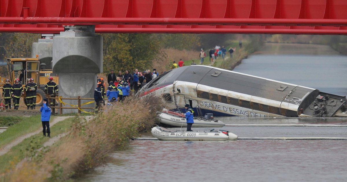 حادث مروع في شمال فرنسا: اصطدام قطار TGV بشاحنة