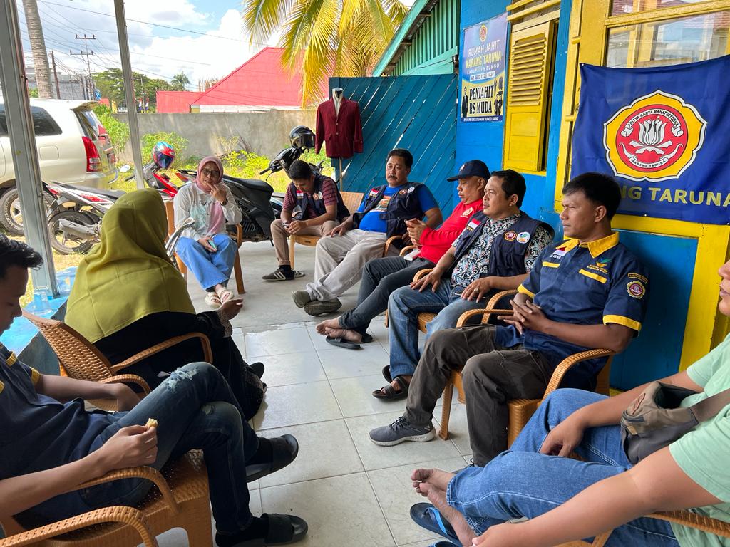 عرض مسرحي يعكس التراث الإندونيسي في نيلونالي