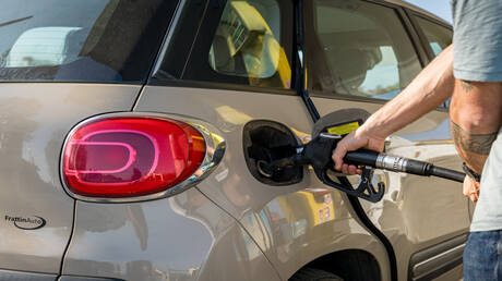 ألمانيا تحذر من توقعات غير واقعية حول أسعار الوقود